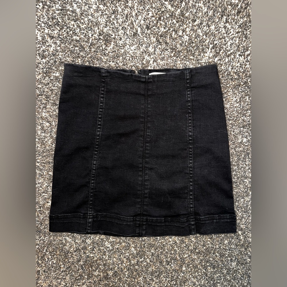 Jolt skirt, size 7 (juniors)